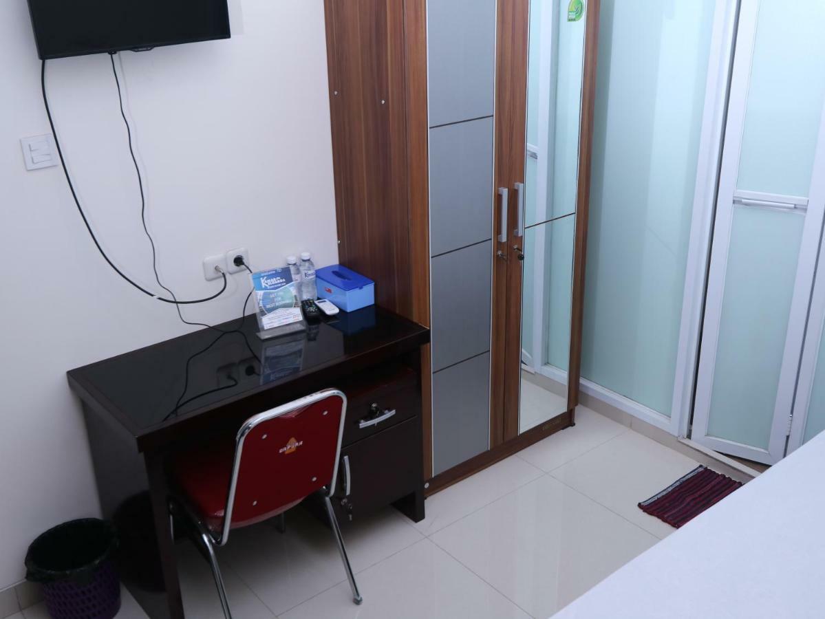Hotel Kamar Keluarga Tanah Abang Dżakarta Zewnętrze zdjęcie